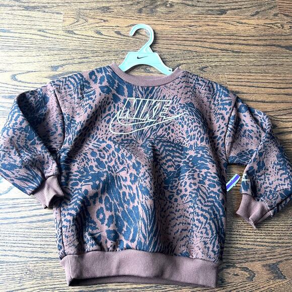 New Nike Animal Print Swoosh Logo Boy's Sweatshirt - 4 - Picture 1 of 4